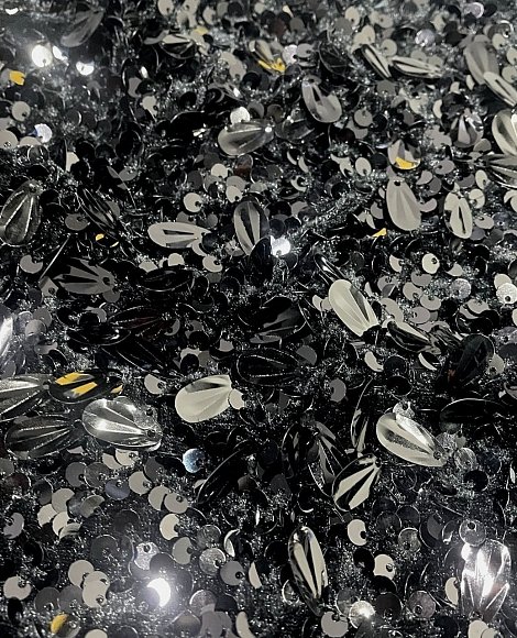 Пайетки на бархате черный\черный с каплей